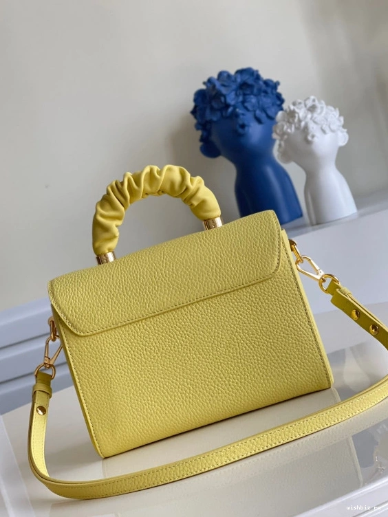 WIS MM TWIST VUITTON LOUIS 0713
